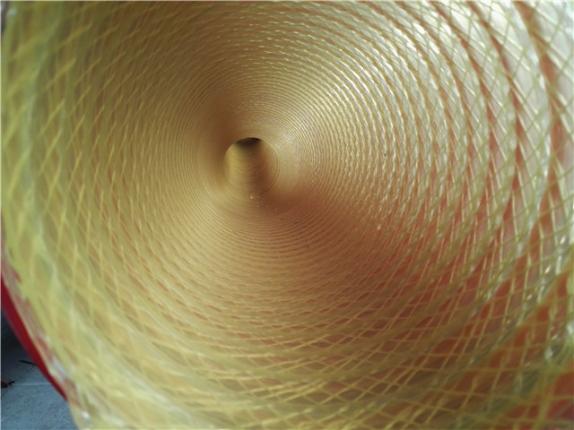 Linha de extrusão de mangueira de sucção de PVC espiral reforçada com tecido reforçado